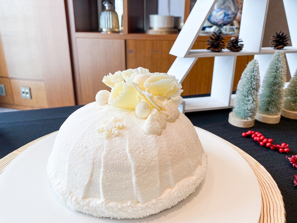 ストリングスホテル東京インターコンチネンタルのクリスマスケーキ2021