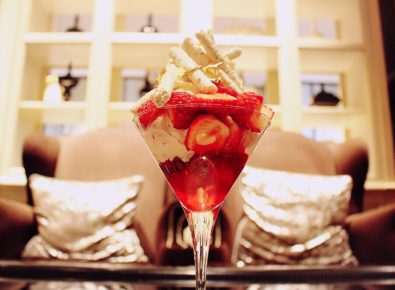 ホテル インターコンチネンタル 東京ベイ, 苺のアフタヌーンティー, ニューヨークラウンジ, INTERCONTINENTAL TOKYO BAY