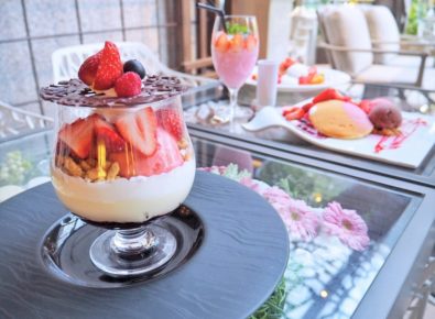 ザ ストリングス 表参道,カフェ&ダイニング ゼルコヴァ,Cafe & Dining ZelkovA,表参道,苺,イチゴ,イチゴスイーツコレクション,いちご