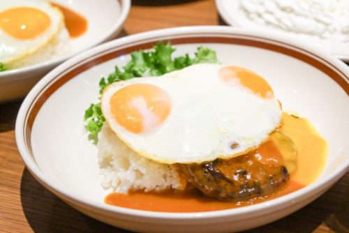 Eggs’n Things,エッグスンシングス,アメリカンチェリー,パンケーキ,アメリカンチェリーカスタードパンケーキ,ロコモコ,ハンバーグ