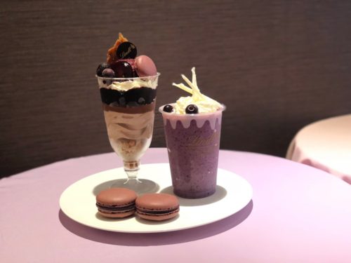 lindt,リンツ,Summer Chocolate Festival,サマーチョコレートフェスティバル,ホワイトチョコレートアイスドリンク,ショコラパフェ,マカロン,パフェ