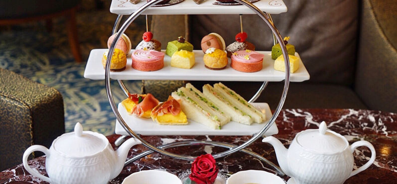 ロイヤルパークホテルのセレブレーションアフタヌーンティーセット