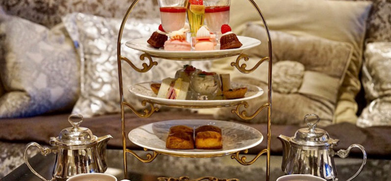 ホテル インターコンチネンタル 東京ベイ,クリスマススイーツ,ベリー クリスマス アフタヌーンティー,苺のスノーボールパフェ,苺のシルキーパンケーキ