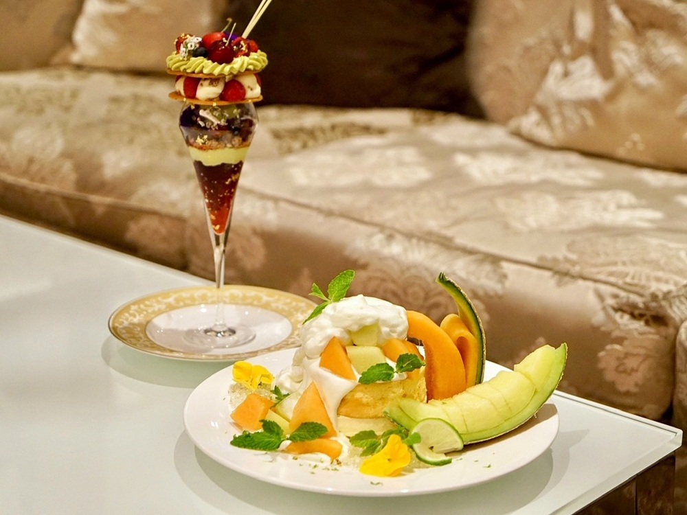 ホテル インターコンチネンタル 東京ベイのチェリーアフタヌーンティー with リンツチョコレート