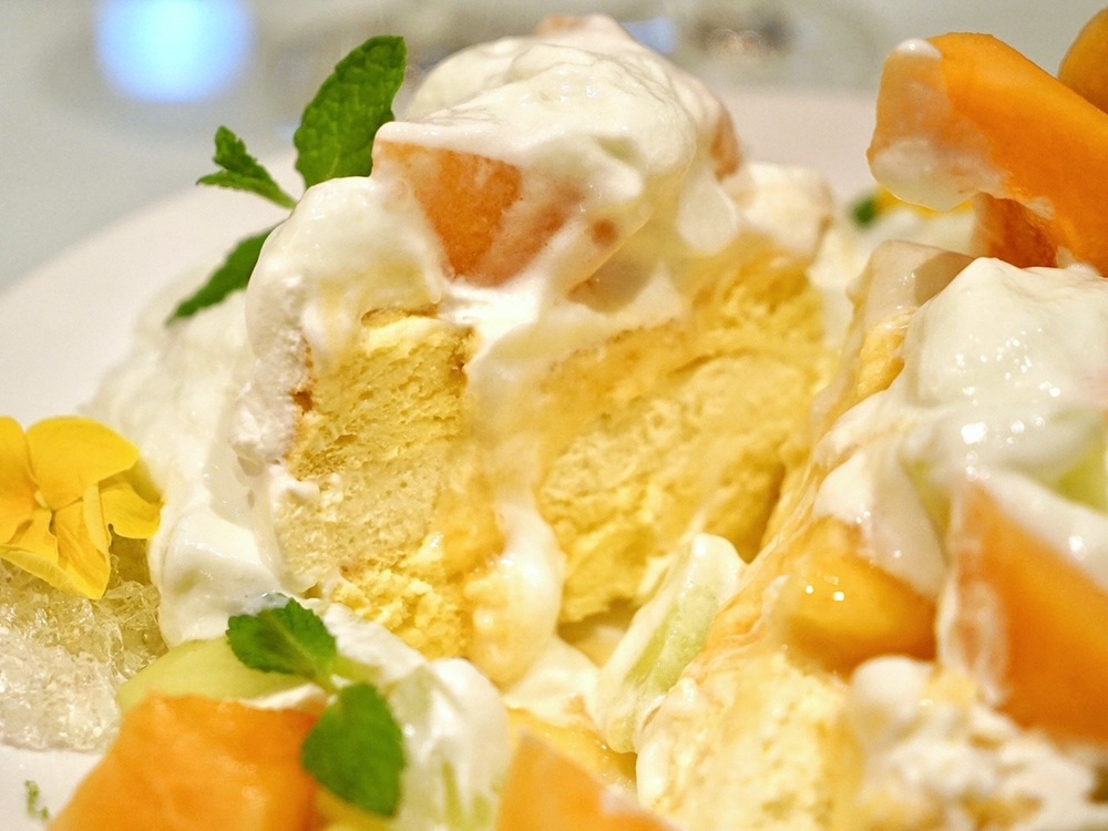 ホテル インターコンチネンタル 東京ベイのチェリーアフタヌーンティー with リンツチョコレート