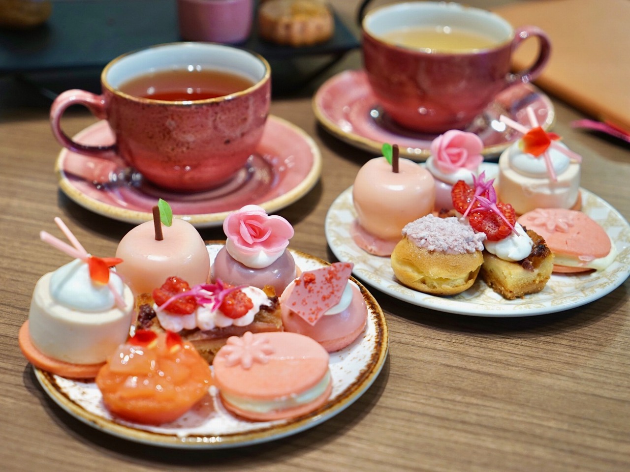 ANAインターコンチネンタルホテル東京の夢見るピーチアフタヌーンティー