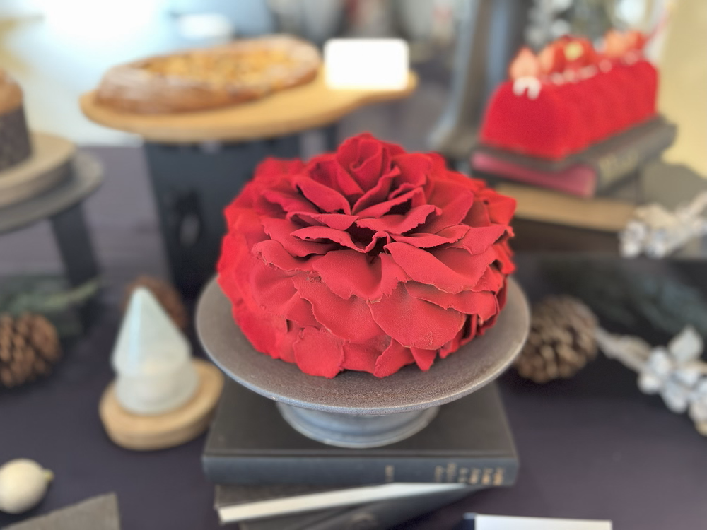 ホテル インターコンチネンタル 東京ベイのクリスマスケーキ＆スイーツ コレクション2025