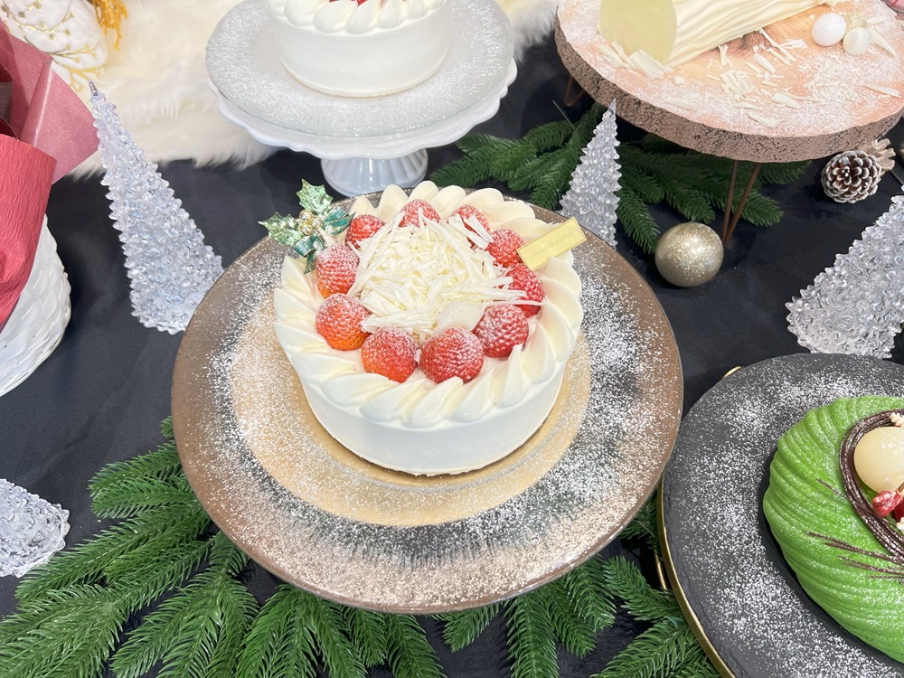 ホテル インターコンチネンタル 東京ベイのクリスマスケーキ＆スイーツ コレクション2025