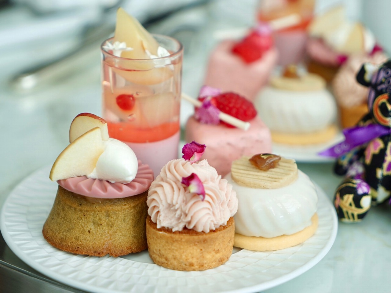 コンラッド東京のオータム・アフタヌーンティー “スイート・ハーベスト”