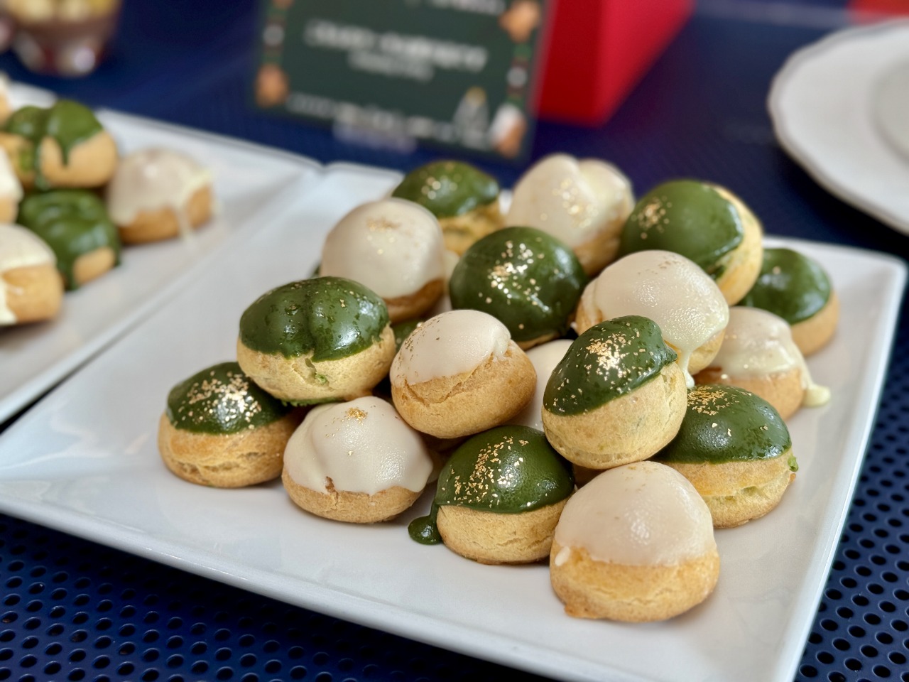 ヒルトン東京ベイのクリスマススイーツビュッフェ『Teddy Bear in London』