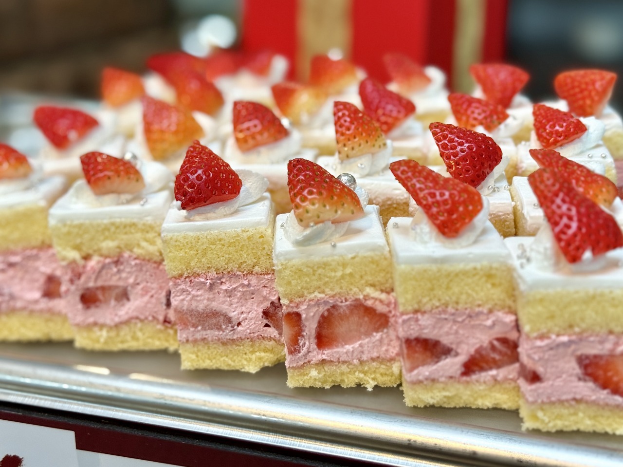 ヒルトン東京ベイのクリスマススイーツビュッフェ『Teddy Bear in London』