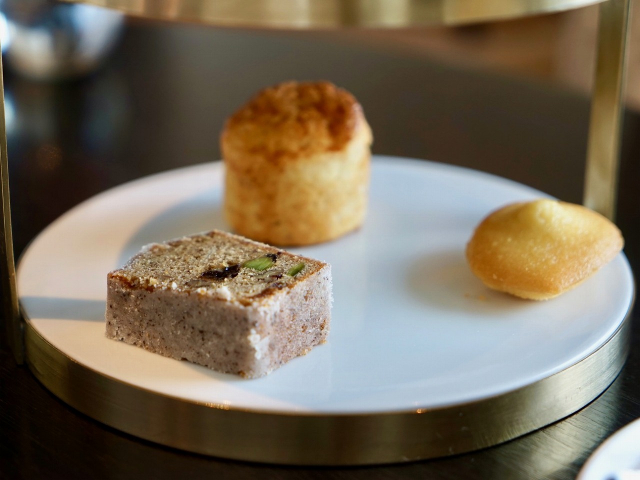 フォーシーズンズホテル東京大手町のスフェスティブ アフタヌーンティー