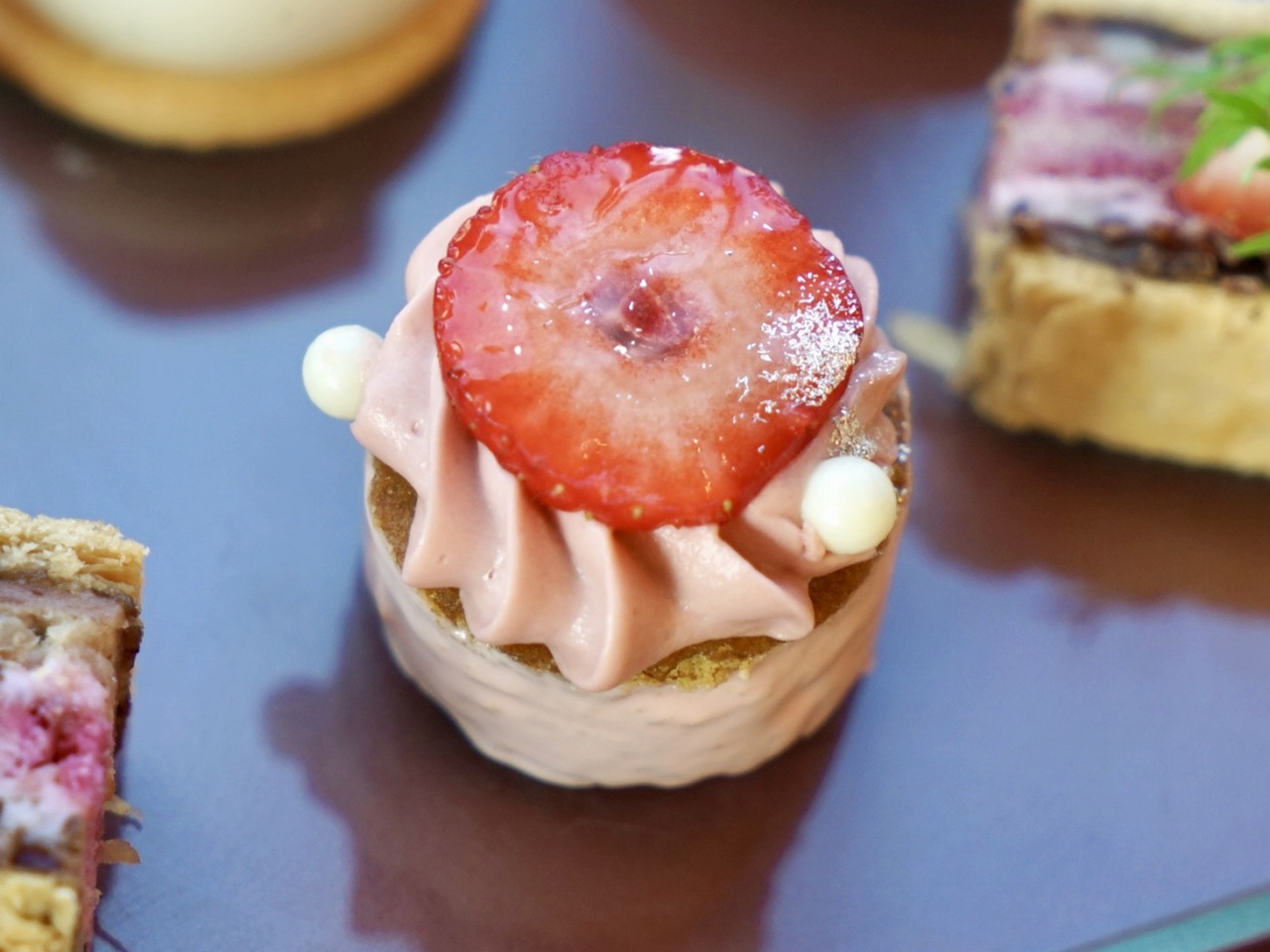 コンラッド東京のストロベリー・リュクス アフタヌーンティー