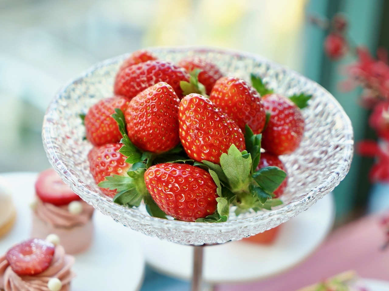 コンラッド東京のストロベリー・リュクス アフタヌーンティー