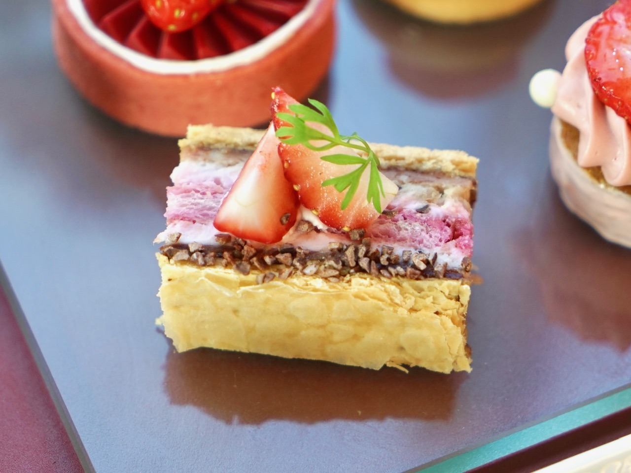 コンラッド東京のストロベリー・リュクス アフタヌーンティー