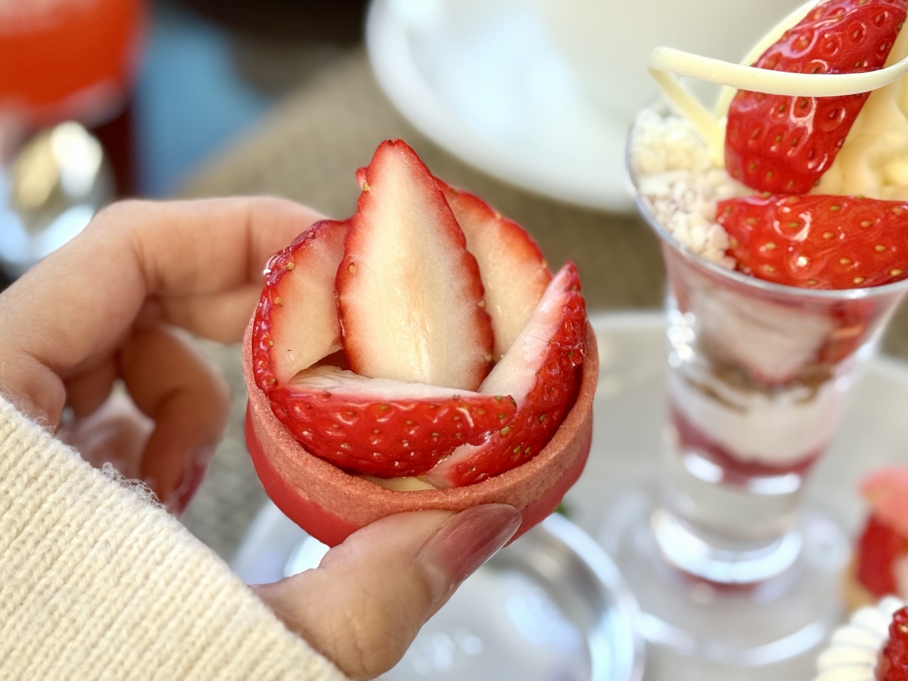東京マリオットホテルのStrawberry × White Chocolate Afternoon Tea