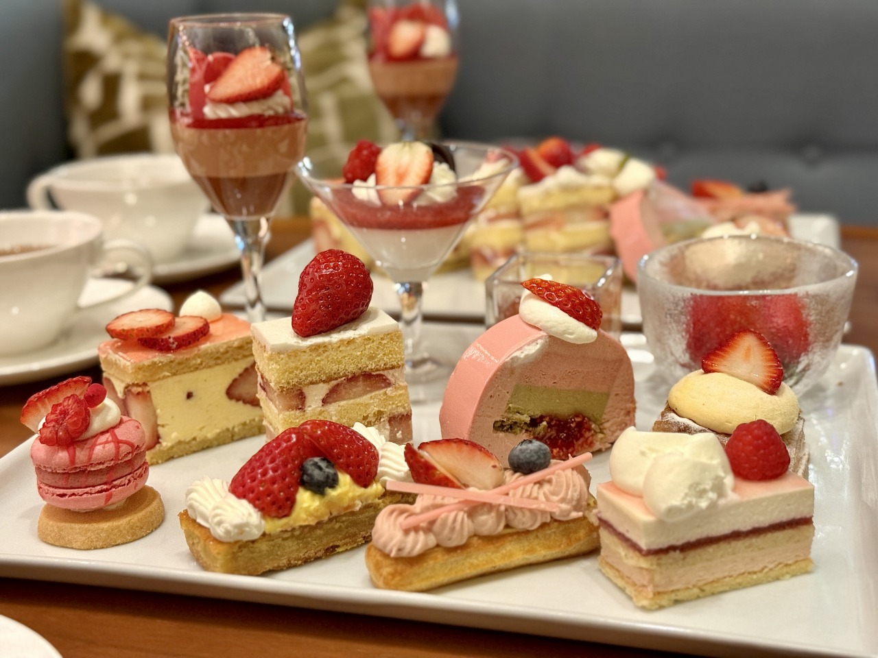 横浜ベイシェラトン ホテル&タワーズのナイトスイーツブッフェ 「Sweets Parade」～ストロベリー～