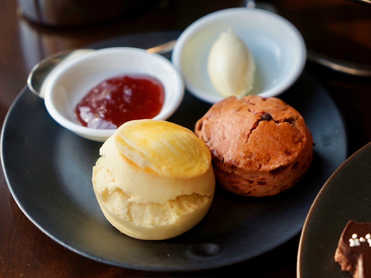 グランド ハイアット 東京のストロベリー&キャット アフタヌーンティー