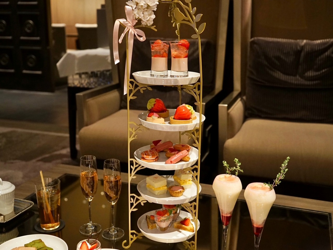ホテル インターコンチネンタル 東京ベイのストロベリーブロッサムアフタヌーンティー
