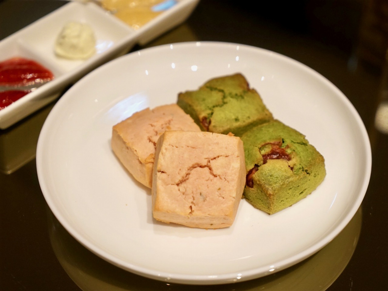 ホテル インターコンチネンタル 東京ベイのストロベリーブロッサムアフタヌーンティー