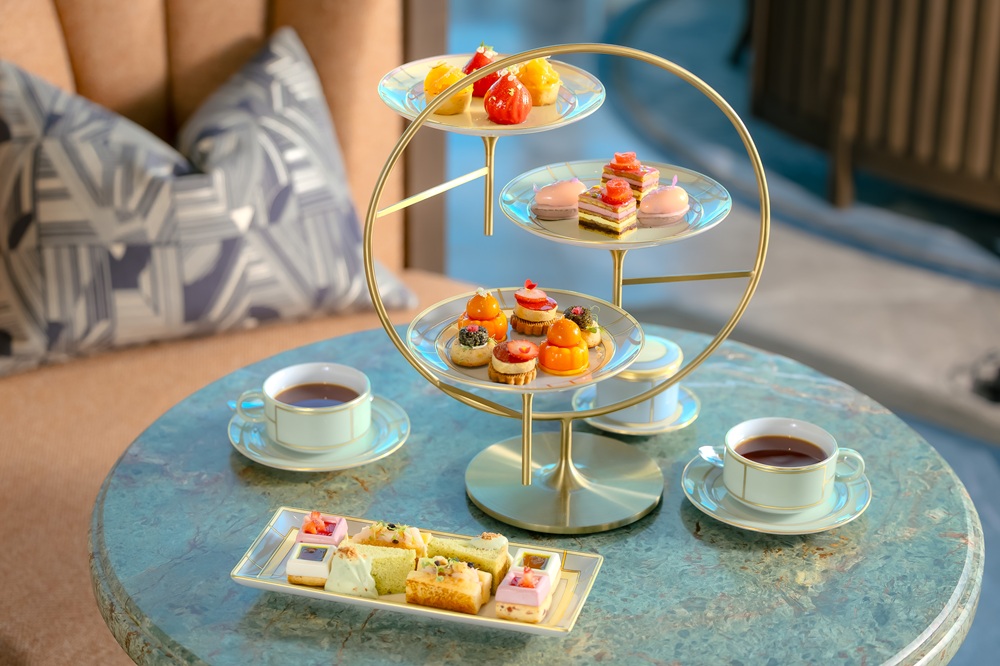 ウォルドーフ・アストリア大阪のアフタヌーンティー